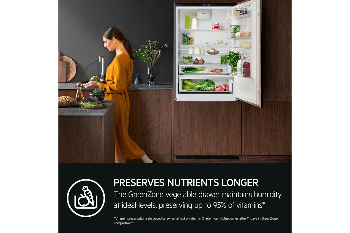 AEG Series 7000 Integrated Fridge Freezer | NSC7G752ES-20