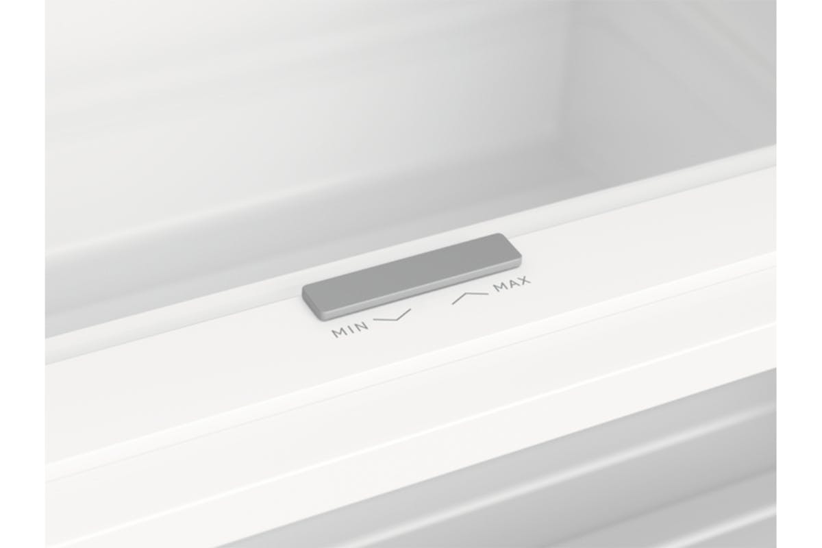 AEG Series 7000 Integrated Fridge Freezer | NSC7G752ES-4