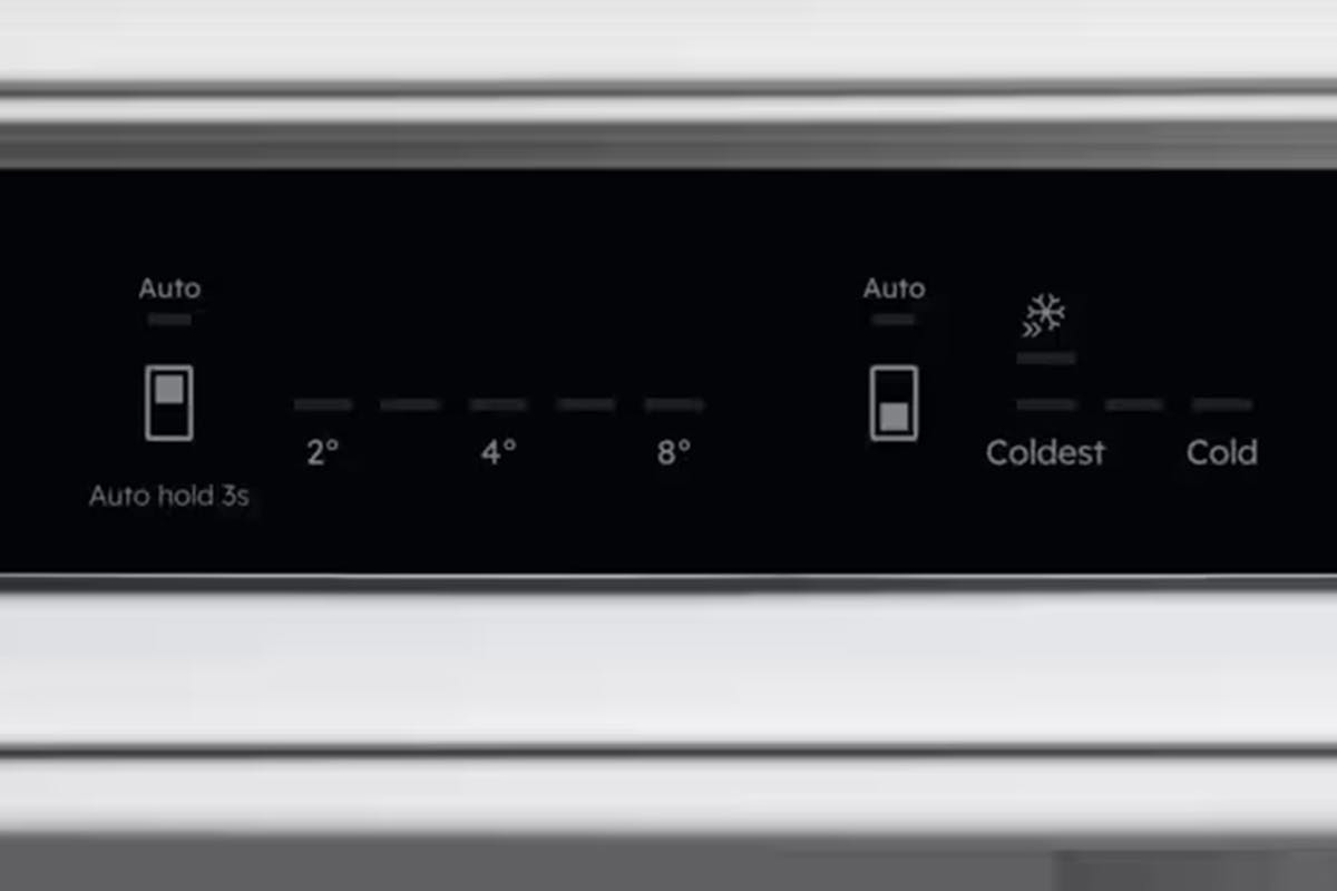 AEG Series 8000 Integrated Fridge Freezer | NSC8M192DS-2