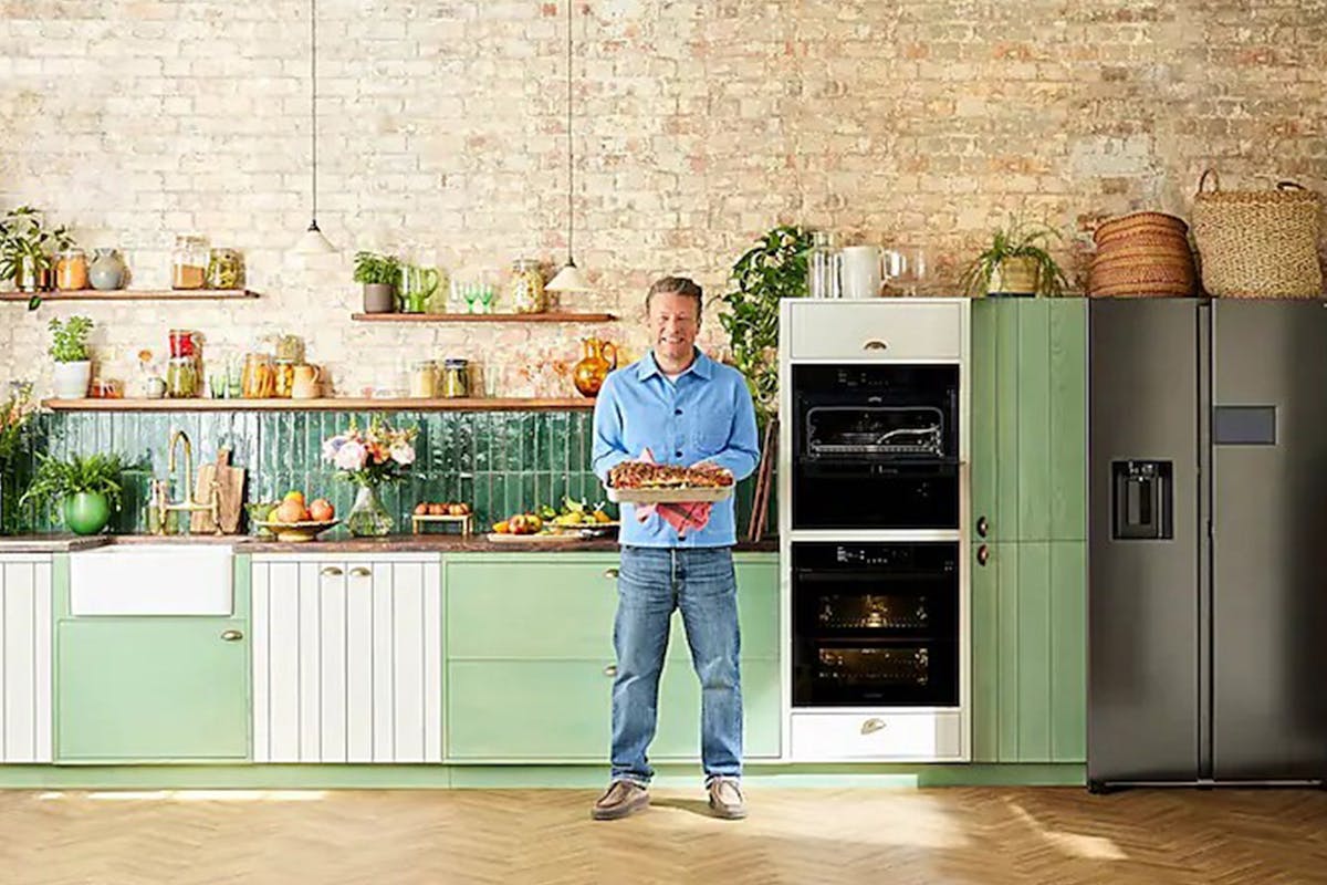 Samsung Series 4 Built-in Single Oven | NV7B45305AK-2