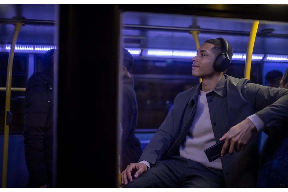Sony WH-1000XM5 Over-Ear Wireless Noise Cancelling Headphones | Black-14