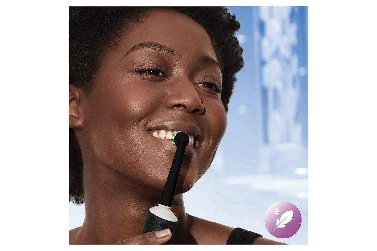 Oral-B Vitality Pro Rechargeable Electric Toothbrush | OB4210201427308 | Black-2