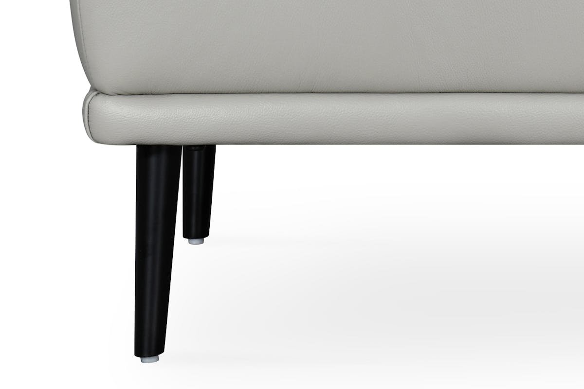Orio Armchair | Leather | Dove-6