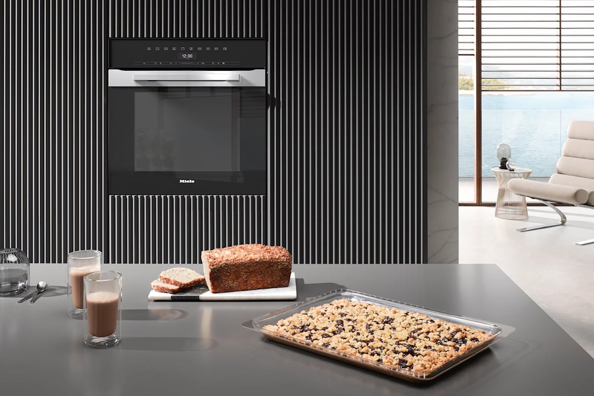 Miele Built-in Electric Single Oven | H7464BPBLACK-4
