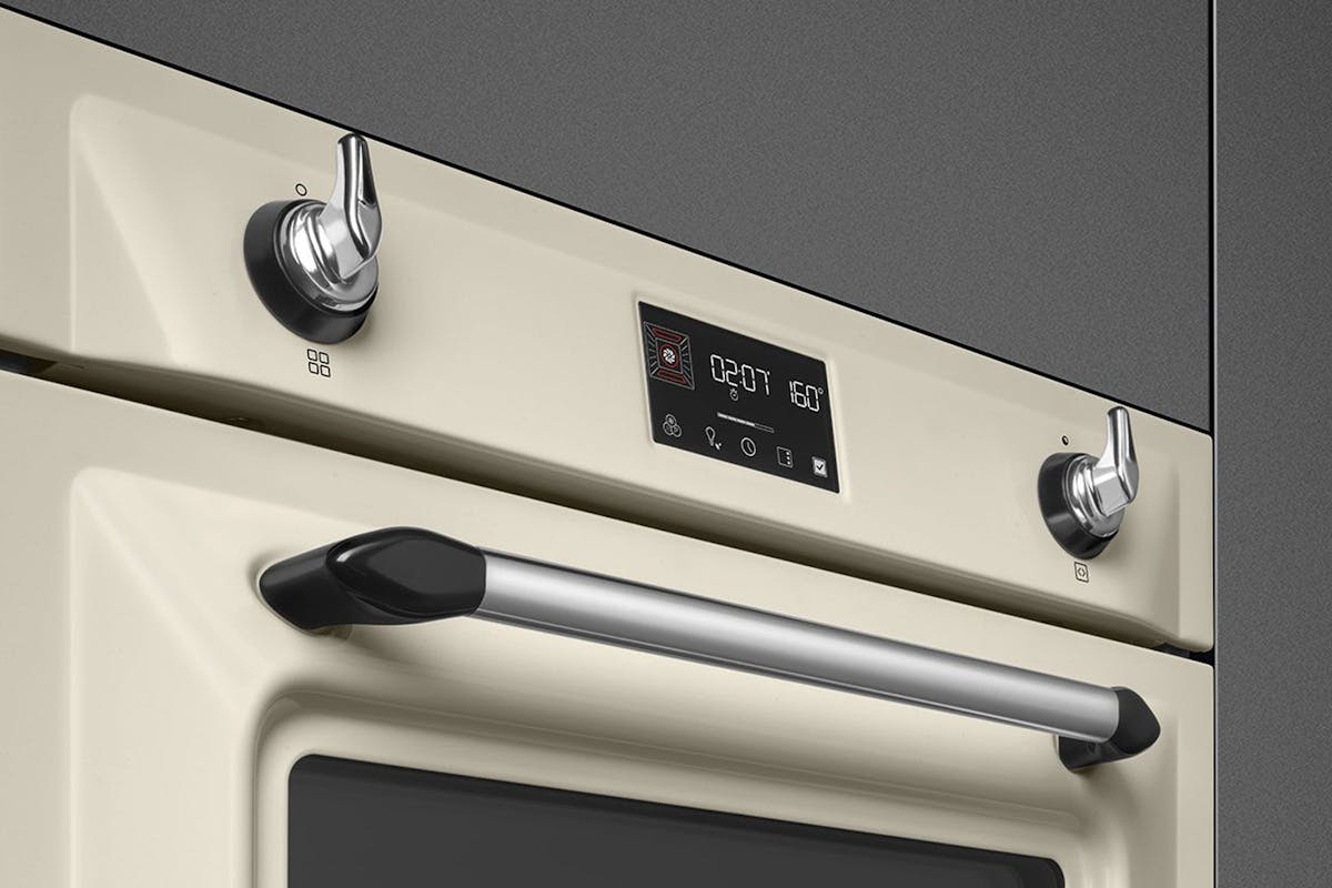 Smeg Victoria Built-in Single Steam Oven | SOP6902S2PP | Cream-4