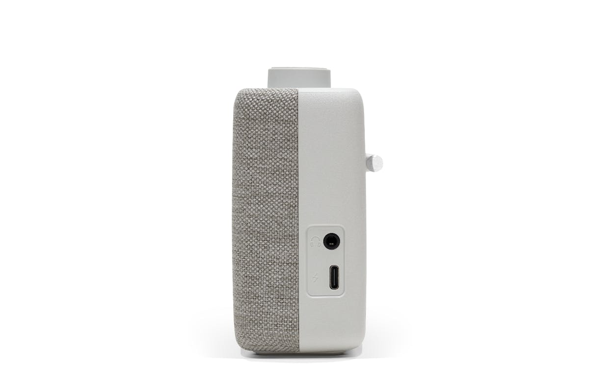 Roberts Digital Portable FM Radio | White-5