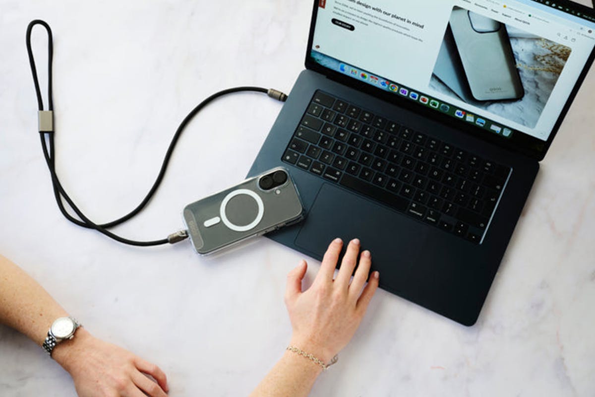 QDOS Powerloop 2-in-1 Lanyard with USB-C Cable | Black-2