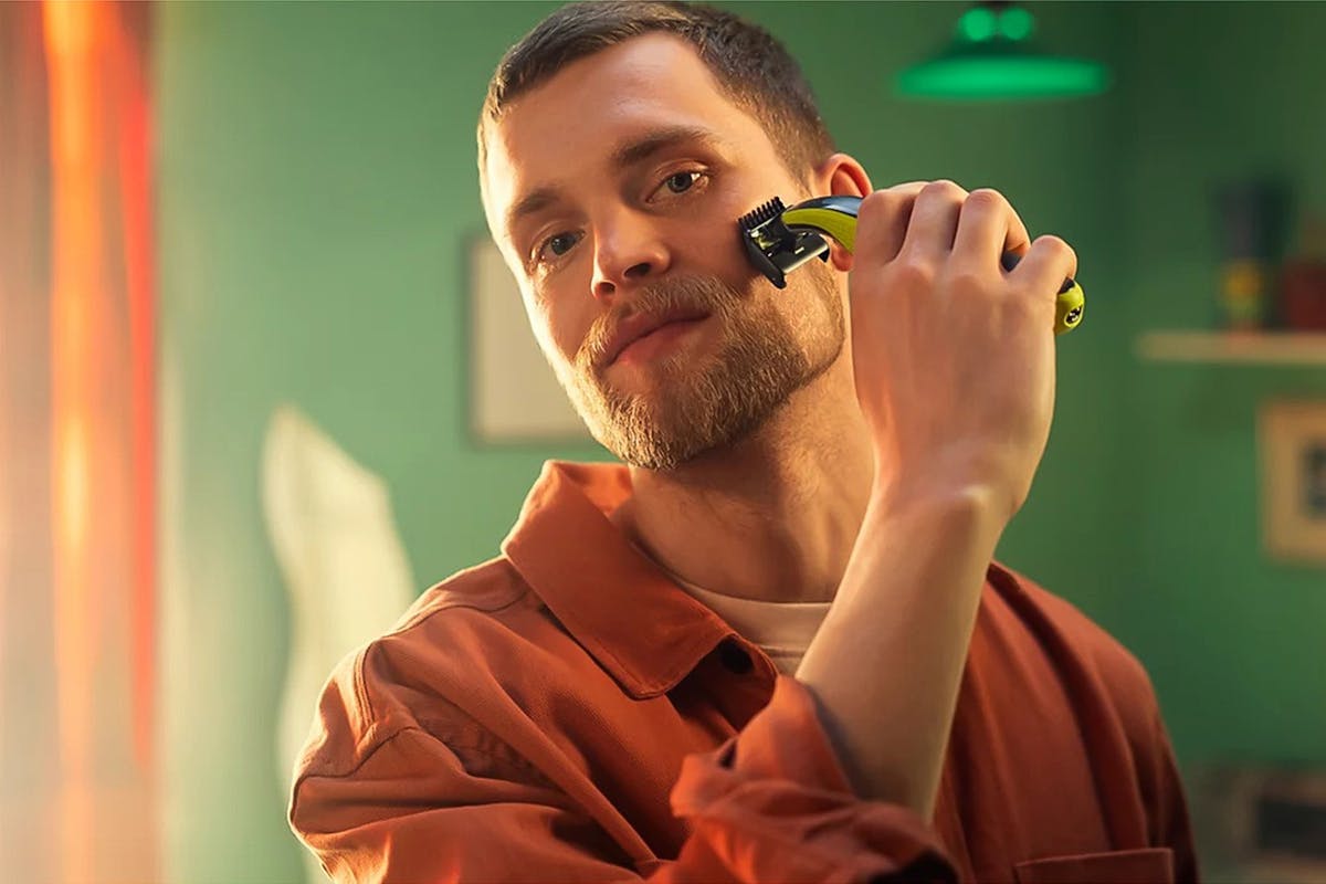 Philips OneBlade Face Trimmer | QP2724-3