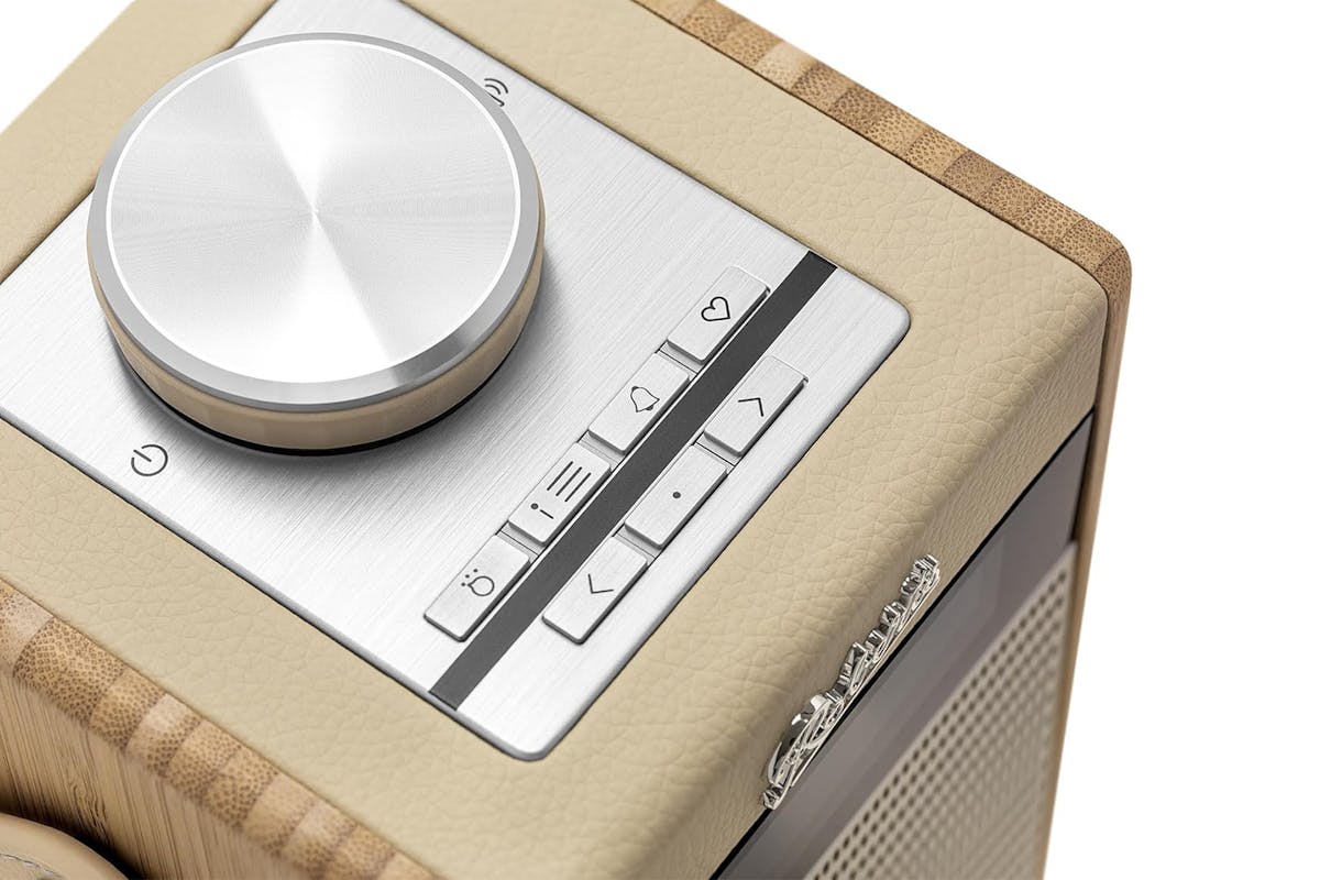 Roberts Rambler Midi DAB+/FM Radio with Bluetooth | Pastel Cream-3