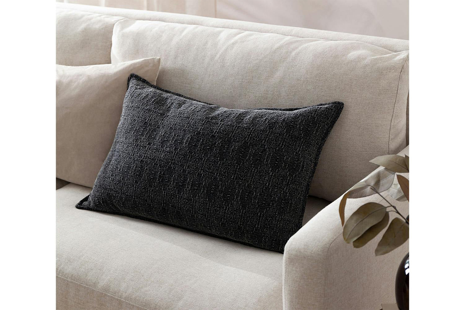 Ramas Polyester Cushion | Black | 40 x 60 cm-4