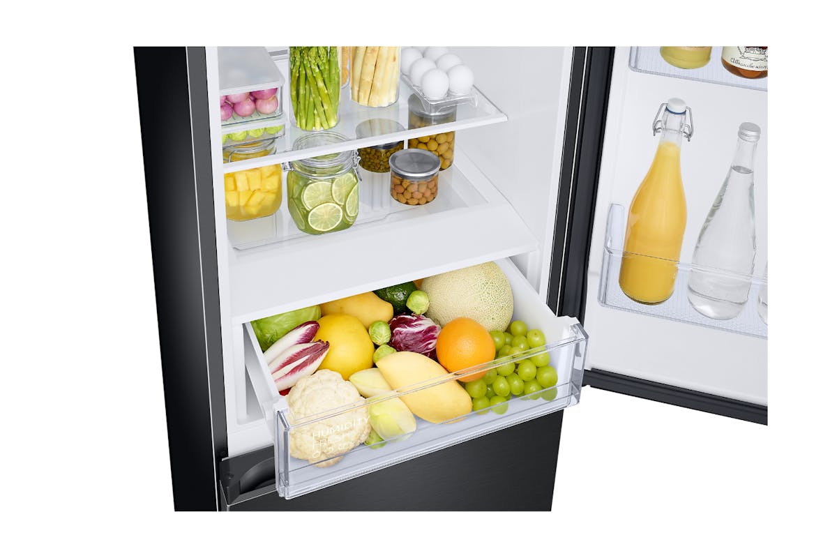 Samsung Series 6  Classic Fidge Freezer with All Around Cooling | RB34C600EBN/EU-7