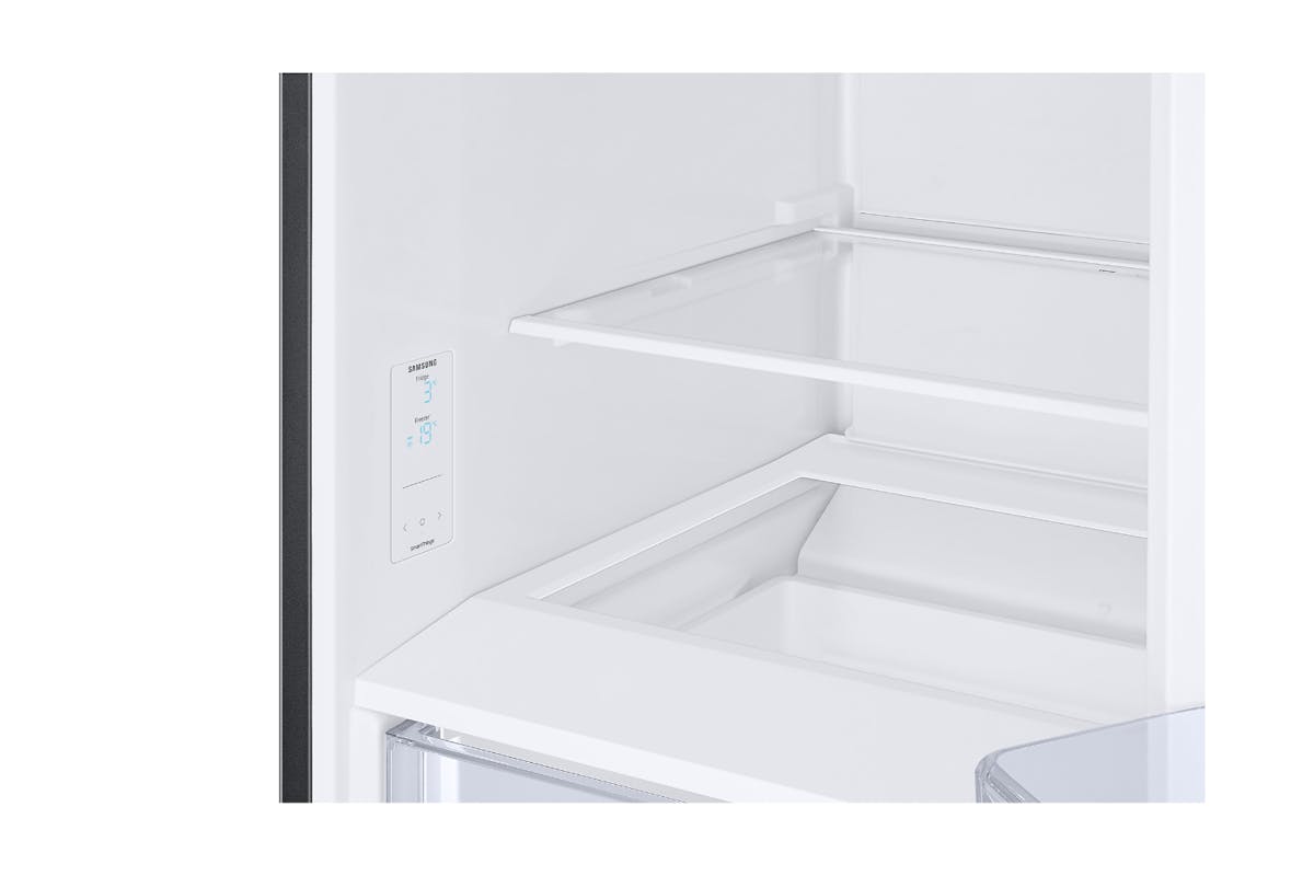 Samsung Series 6  Classic Fidge Freezer with All Around Cooling | RB34C600EBN/EU-8