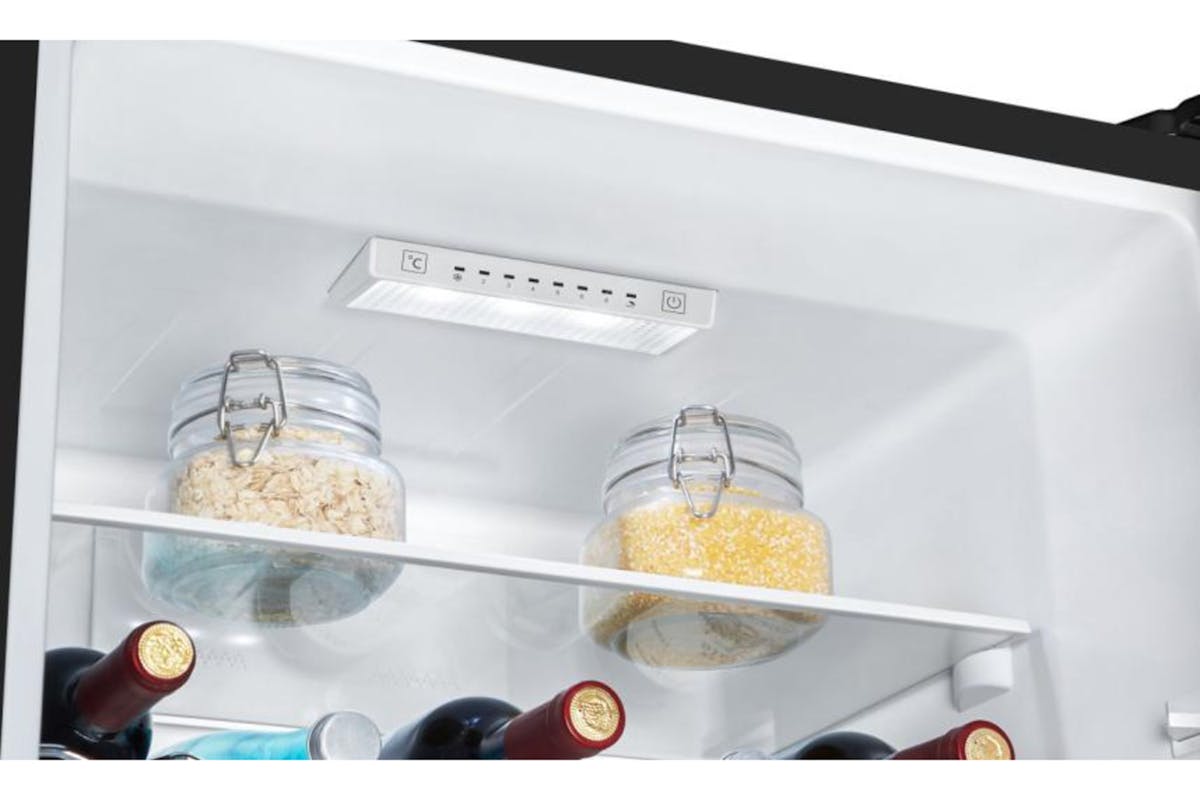 Hisense Freestanding Fridge Freezers | RB435N4WFE-5