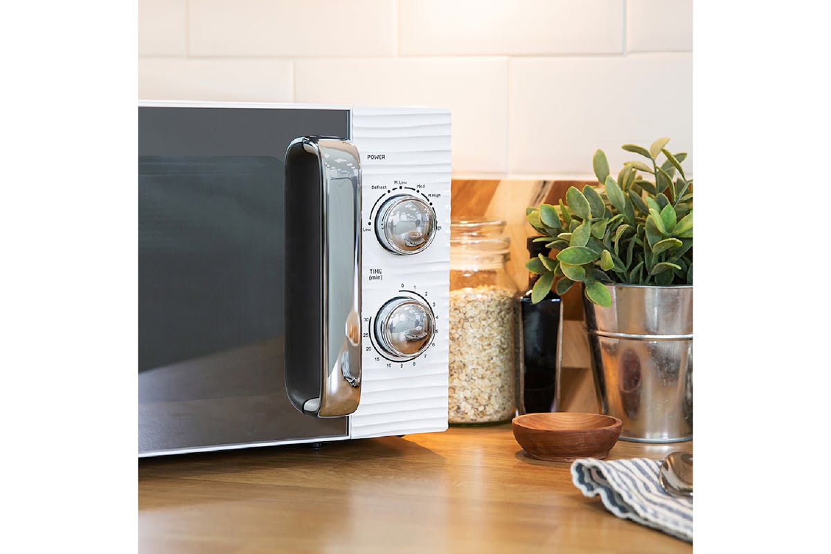 Russell Hobbs Inspire 17L 700W Freestanding Microwave | White-6