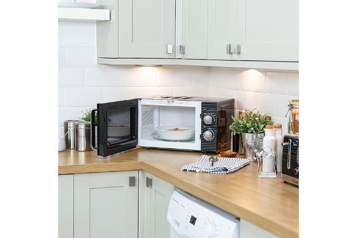 Russell Hobbs Inspire 17L 700W Freestanding Microwave | Black-8