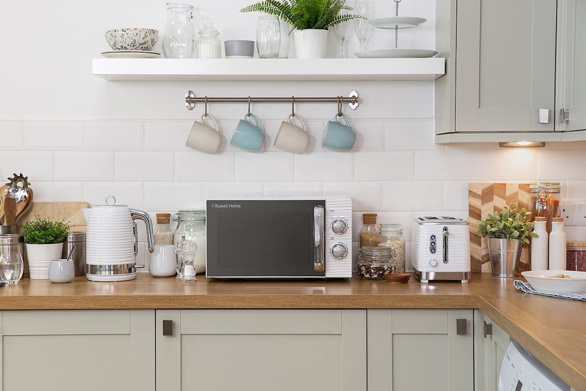 Russell Hobbs Inspire 17L 700W Freestanding Microwave | White-8