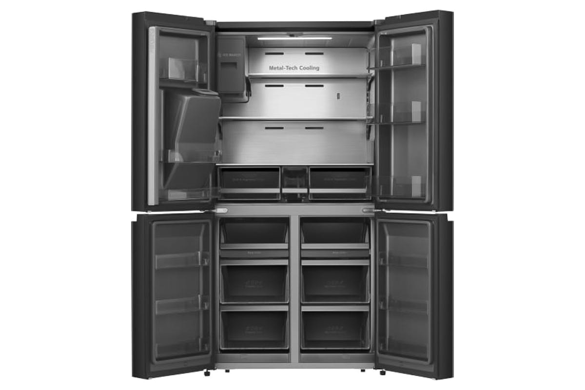 Hisense Freestanding American Fridge Freezer | RQ760N4SBFE-3