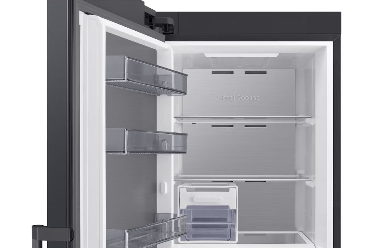 Samsung Freestanding Larder Freezer | RZ70H32HEFEU-10