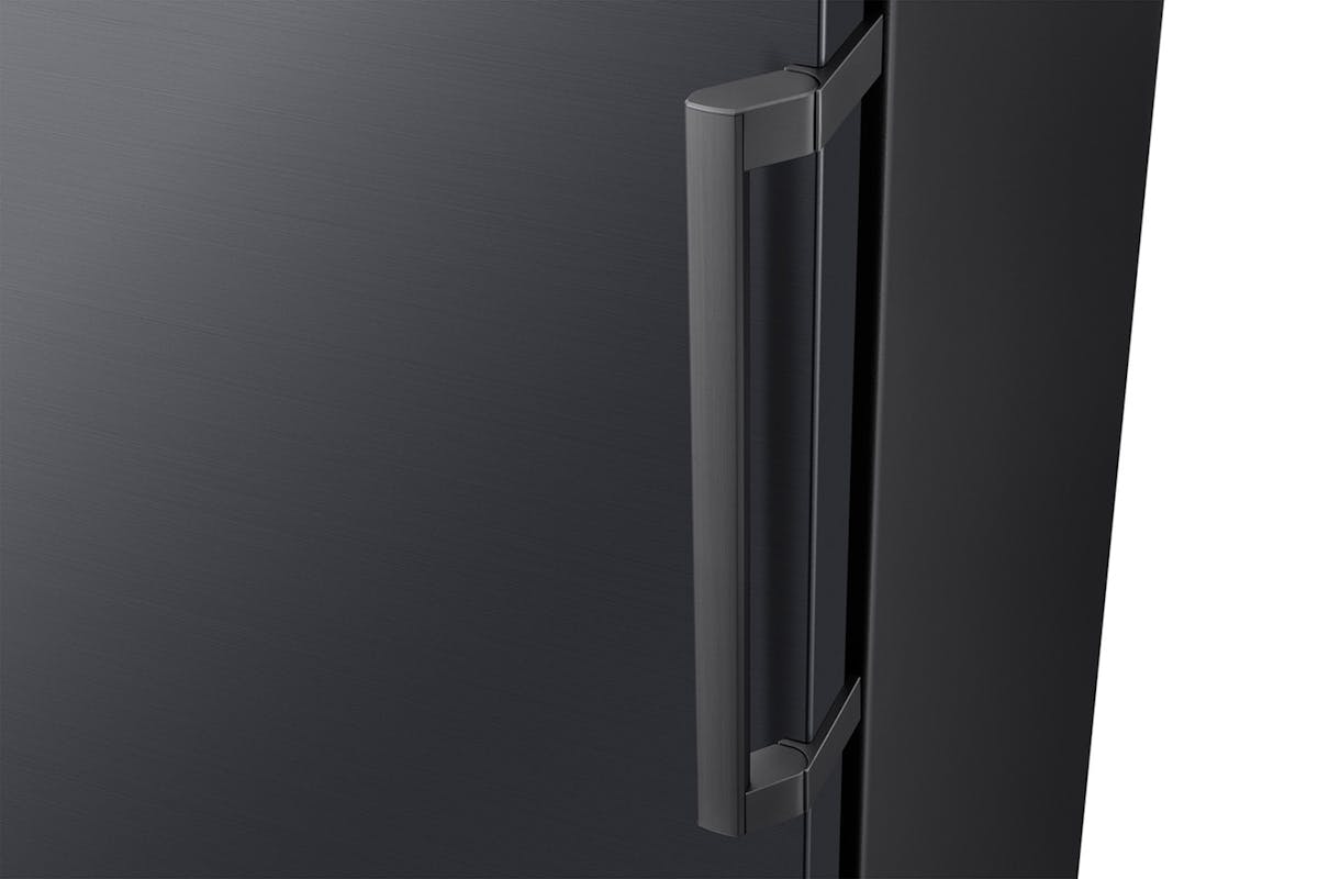 Samsung Freestanding Larder Freezer | RZ70H32HEFEU-4