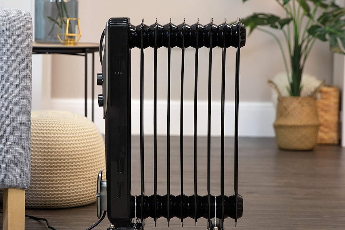 Russell Hobbs 9 Fin Oil Filled Radiator | RHOFR5002B-4