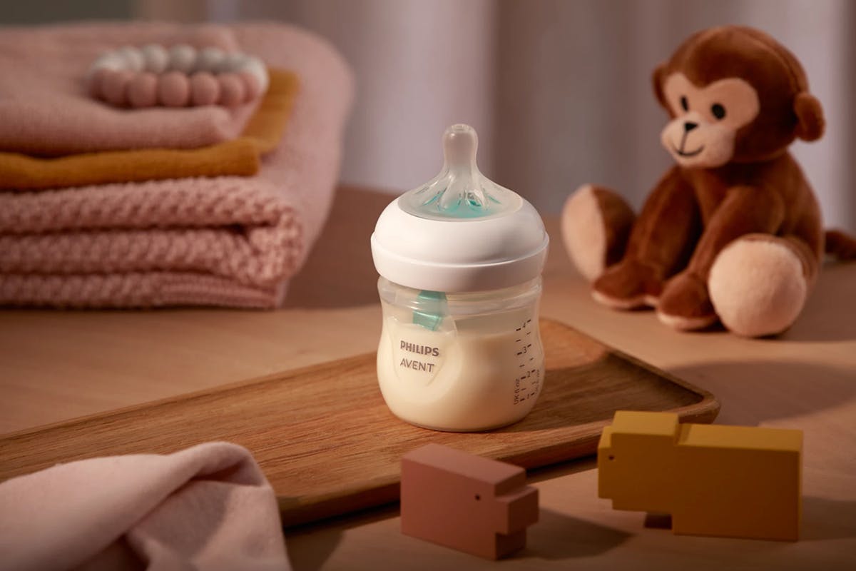 Philips Avent Natural Response Baby Bottle with Airfree Vent-10