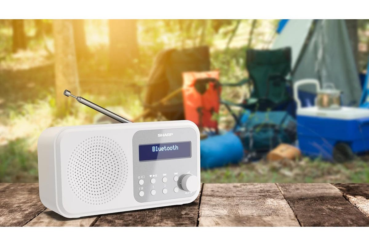 Sharp | Sharp Tokyo Portable Radio | SDR-P420W-4