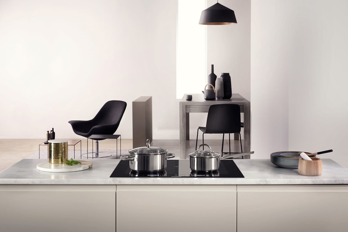 Whirlpool 77cm Built-in Induction Hob | SMP778C/NE/IXL-10
