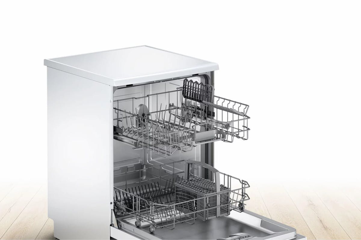 Bosch Series 2 Free Standing Dishwasher | 12 Place | SMS26AW08G-4