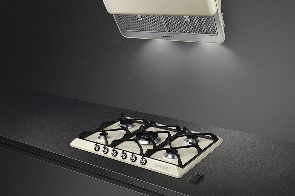 Smeg 70cm Victoria Aesthetic Built-in Gas Hob | SR975PGH | Cream-4