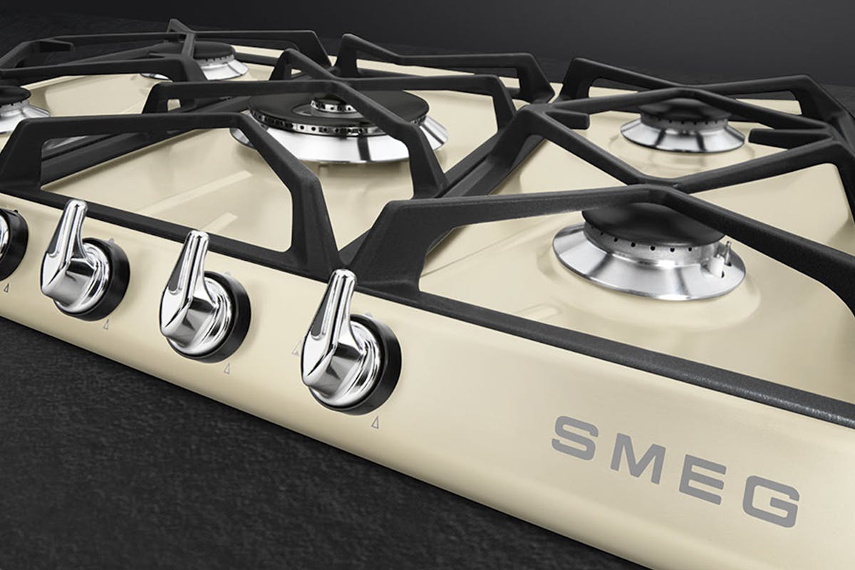 Smeg 70cm Victoria Aesthetic Built-in Gas Hob | SR975PGH | Cream-3