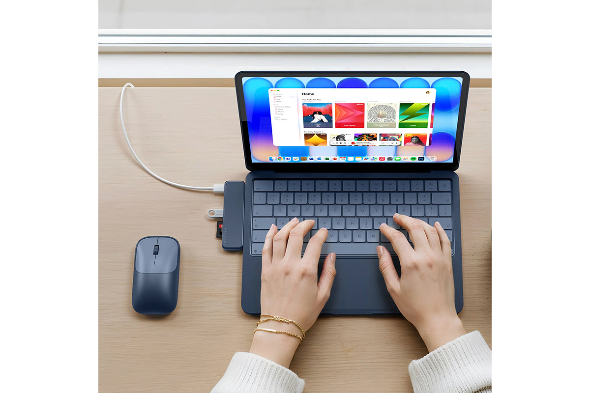 Satechi USB-C Snap Hub | Indigo-2