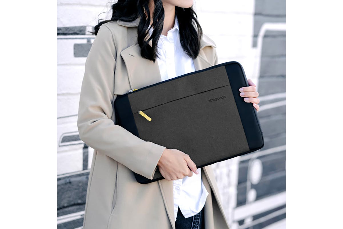 STM Kin Macbook Pro Air 16" Laptop Sleeve | Black Slate-2