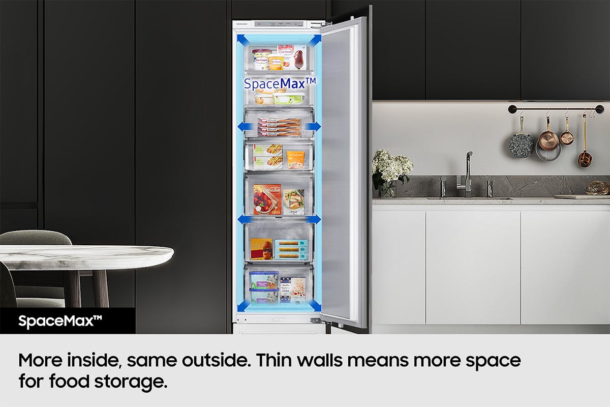 Samsung Integrated Fridge Freezer with Twin Cooling Plus™ | BRB26705DWW/EU-4