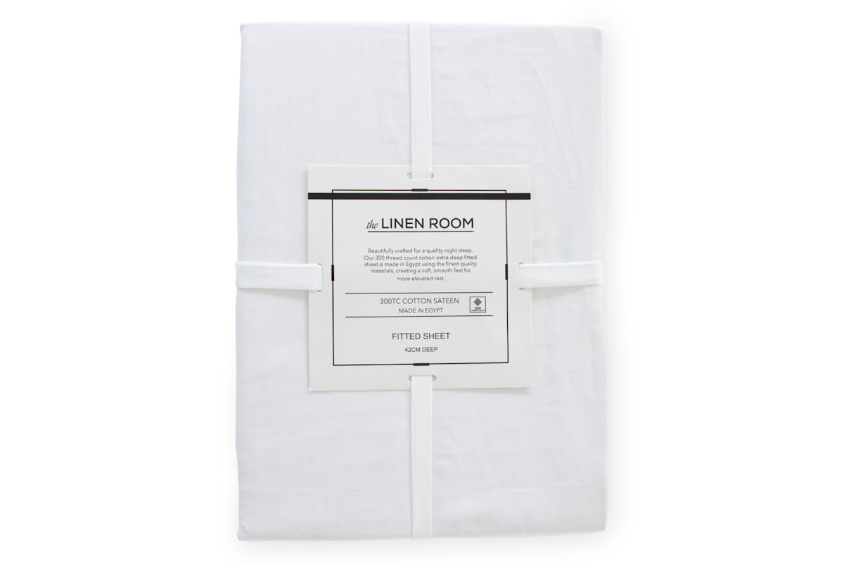 The Linen Room | 300TC Cotton Sateen Extra Deep Fitted Sheet | White | Small Double