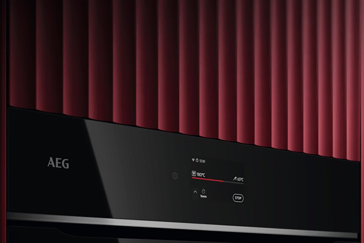 AEG 7000 Series Built-in Electric Single Oven | TE7PB731AB-6