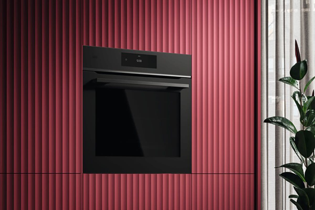 AEG 7000 Series Built-in Electric Single Oven | TE7PB731AT-2