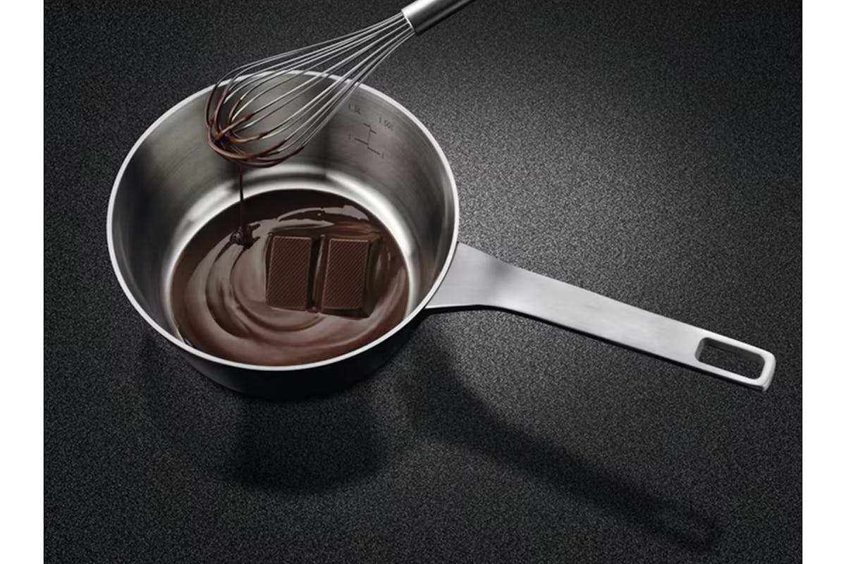 AEG 6000 Series 81cm Built-in Induction Hob | TI84IB00FZ-4