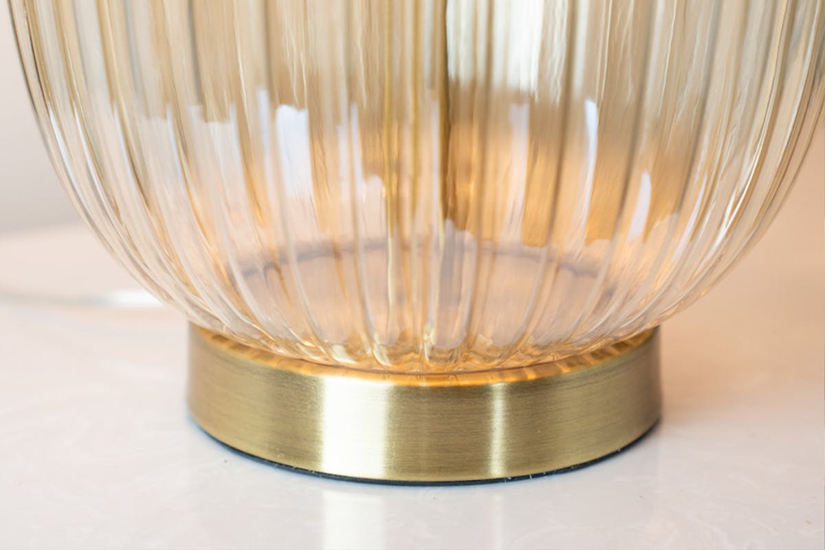 Amia Glass Table Lamp | White/Gold-4