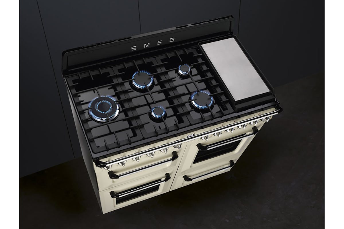 Smeg Victoria 110cm Dual Fuel Range Cooker | TR4110P1 | Cream-9
