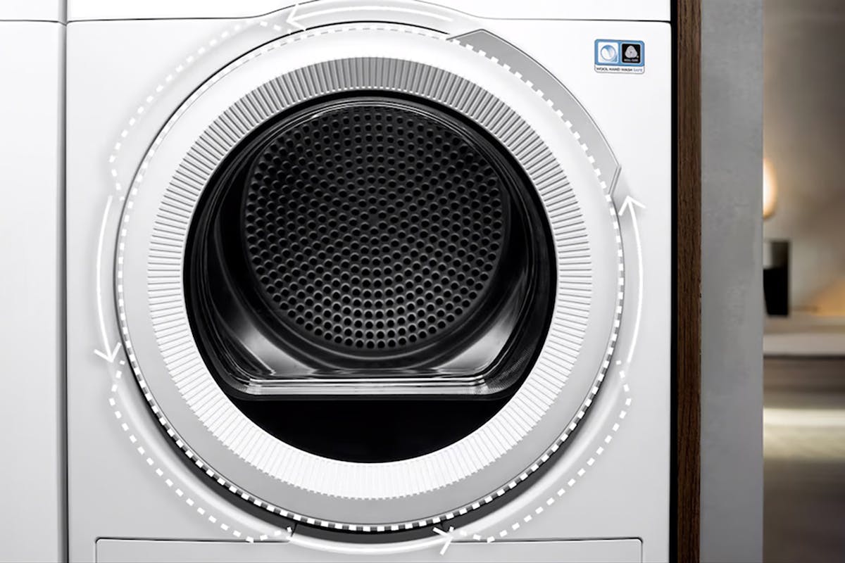 AEG 8000 AbsoluteCare 8kg Heat Pump Tumble Dryer | TR848A4B2-6