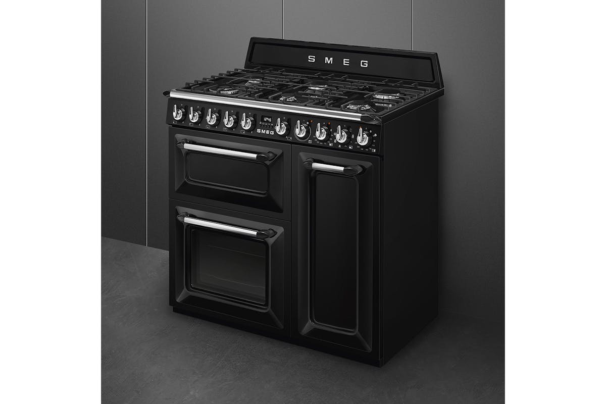 Smeg 90cm Dual Fuel Range Cooker | TR93BL | Black-2