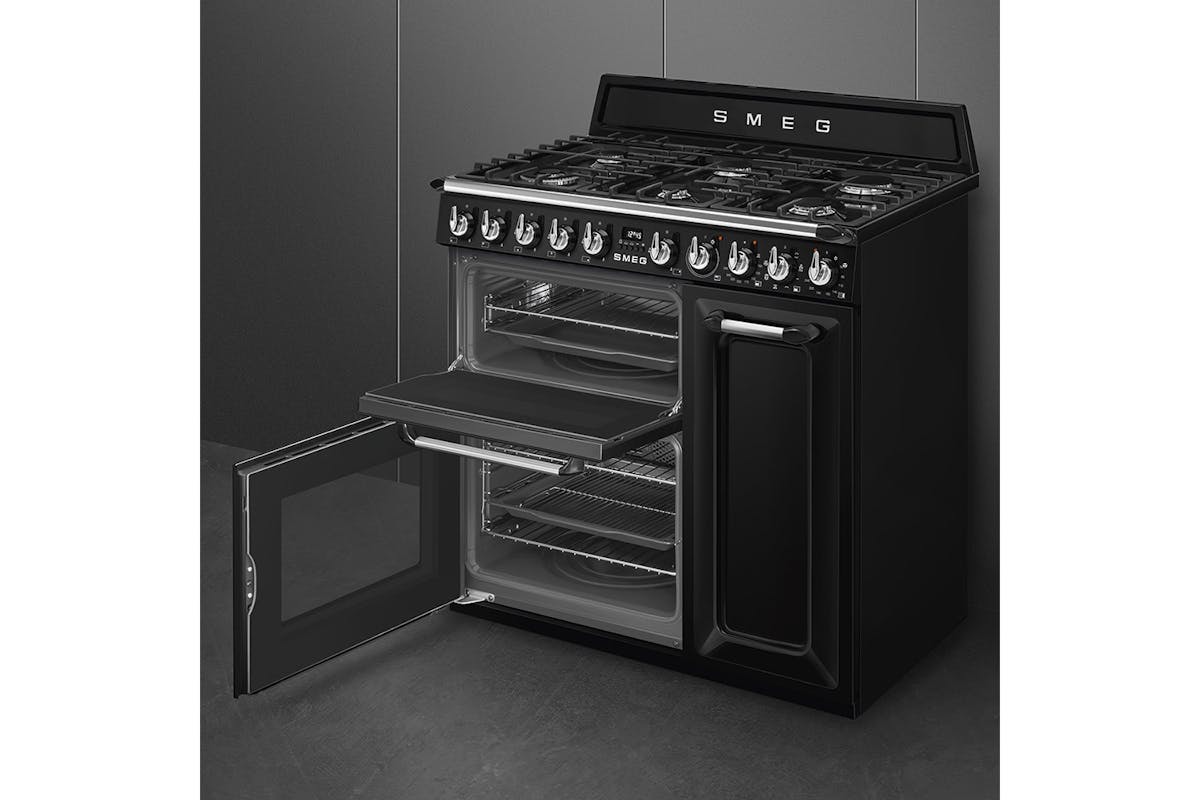 Smeg 90cm Dual Fuel Range Cooker | TR93BL | Black-6
