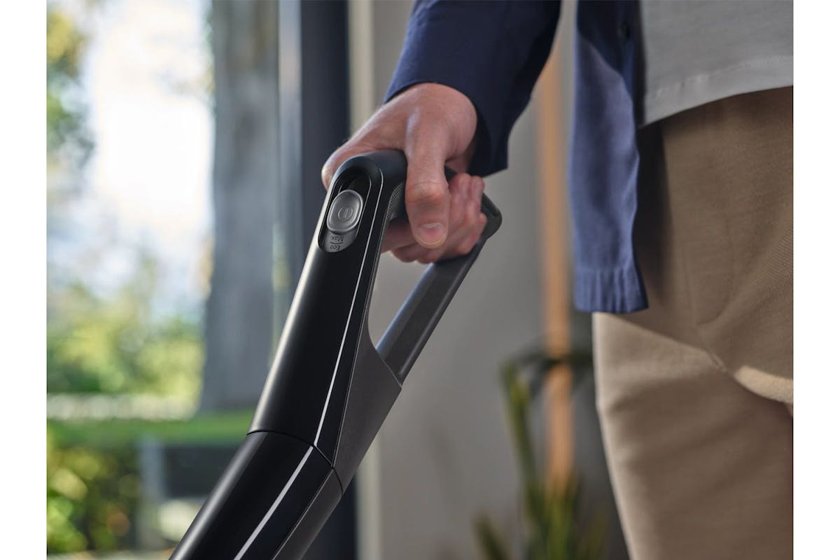 Miele Triflex HX2 Cat & Dog SOML0 Cordless Stick Vacuum Cleaner | TRIFLEXHX2C&D-3