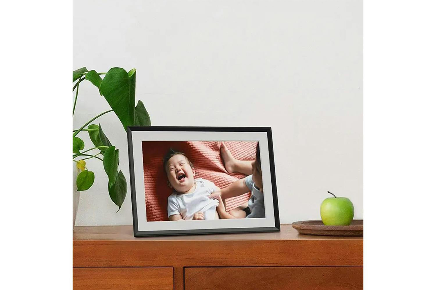Aura Carver Mat 10.1" WiFi Connected Picture Frame | Gravel with White-2