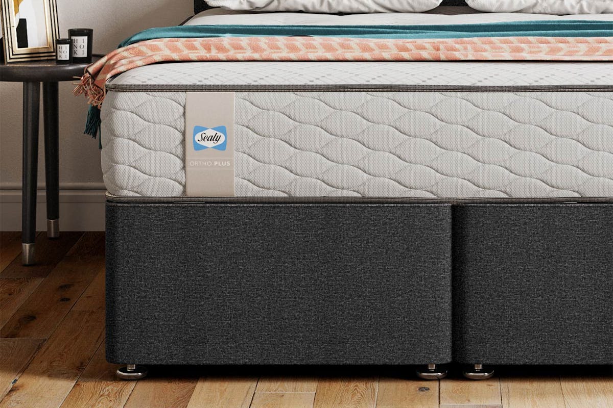 Sealy | Uxbridge Ortho Plus Tufted Mattress | Double | 4ft6-5