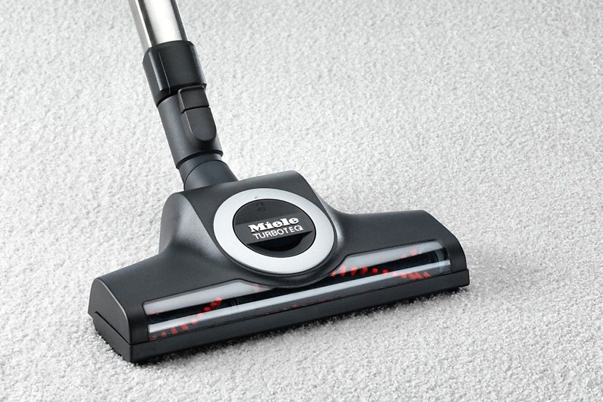 Miele Boost CX1 Cat & Dog PowerLine SNCF0 Bagless Cylinder Vacuum Cleaner | BOOSTCX1CAT&DOG-2