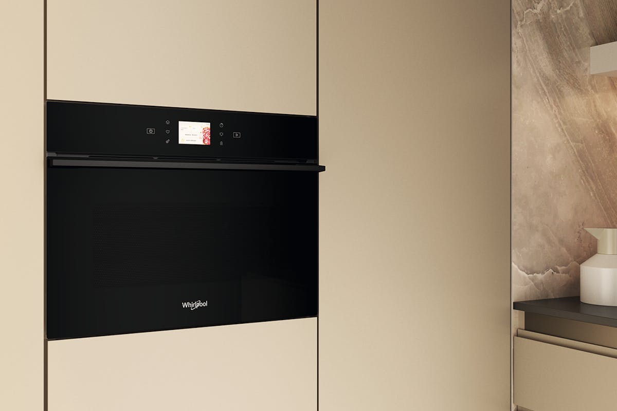 Whirlpool 52L 950W Built-in Microwave Oven | WCW9OWPHTSBUK | Black-6