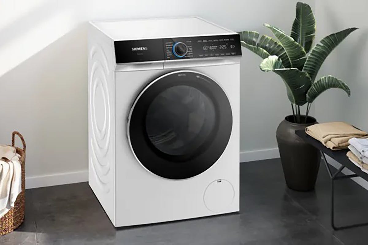 Siemens iQ700 10kg Freestanding Washing Machine | WG56B2A2GB-2
