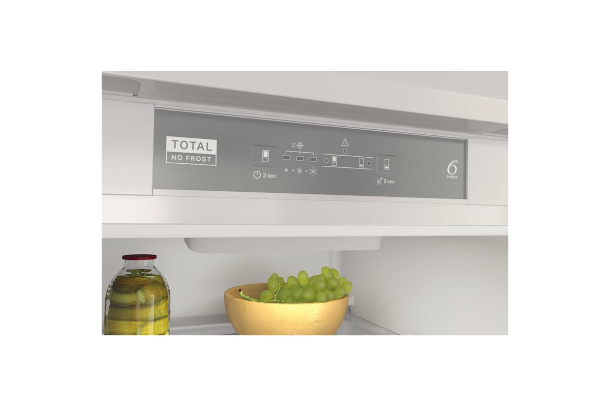 Whirlpool Built-in Fridge Freezer | WHC20T322UK-11