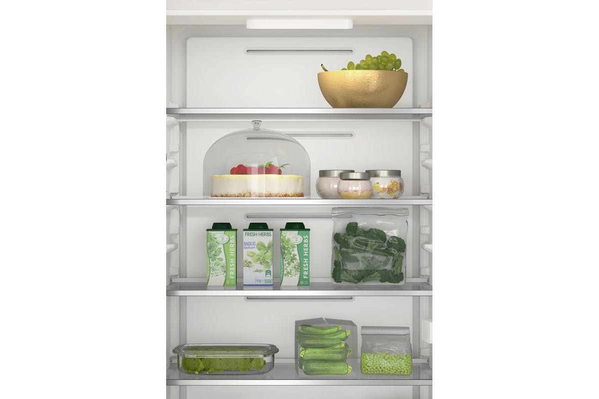 Whirlpool Built-in Fridge Freezer | WHC20T322UK-8